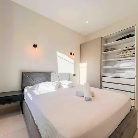 Apartment - Luxury Straight La Croisette 6pers Cannes