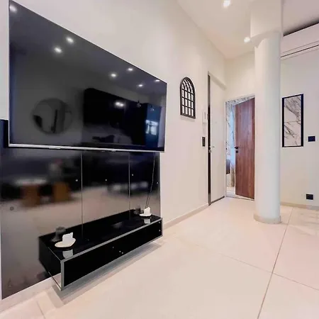 - Luxury Straight La Croisette 6pers * Cannes